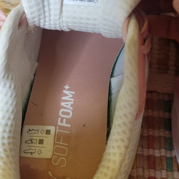 Puma axis shoes. Like new! - Picture 8 of 9